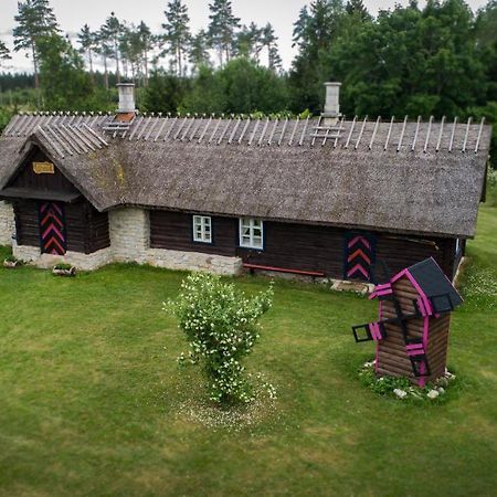 Sihi Country House Hiievalja Exteriör bild