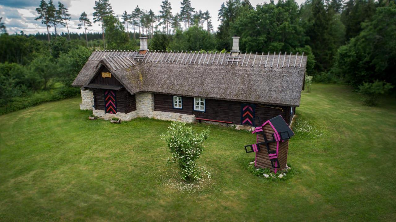 Sihi Country House Hiievalja Exteriör bild