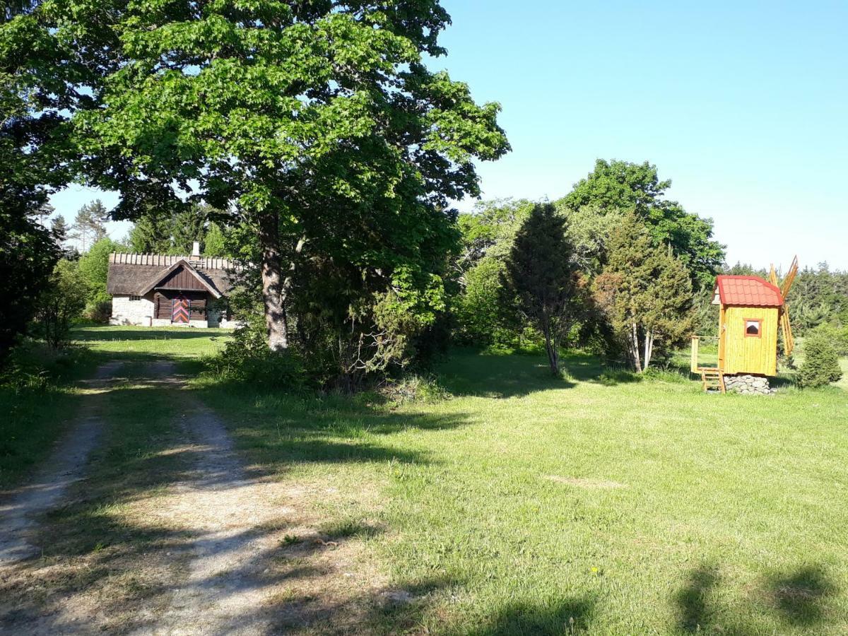 Sihi Country House Hiievalja Exteriör bild